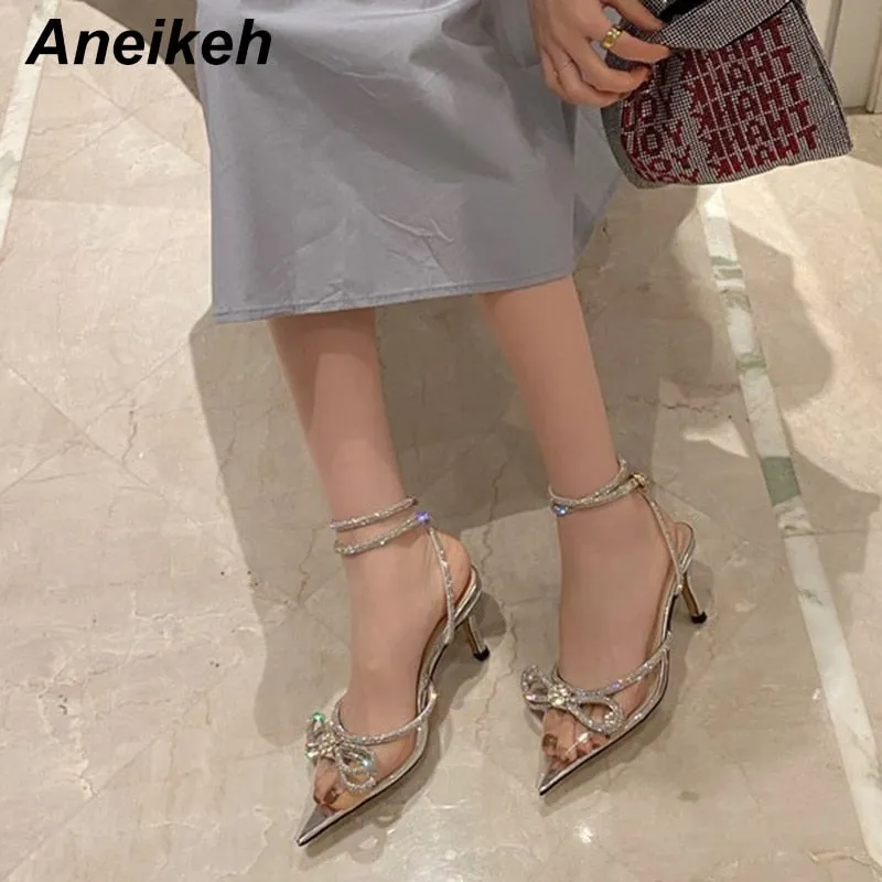 Butterfly-Knot Pointed Toe Pumps
