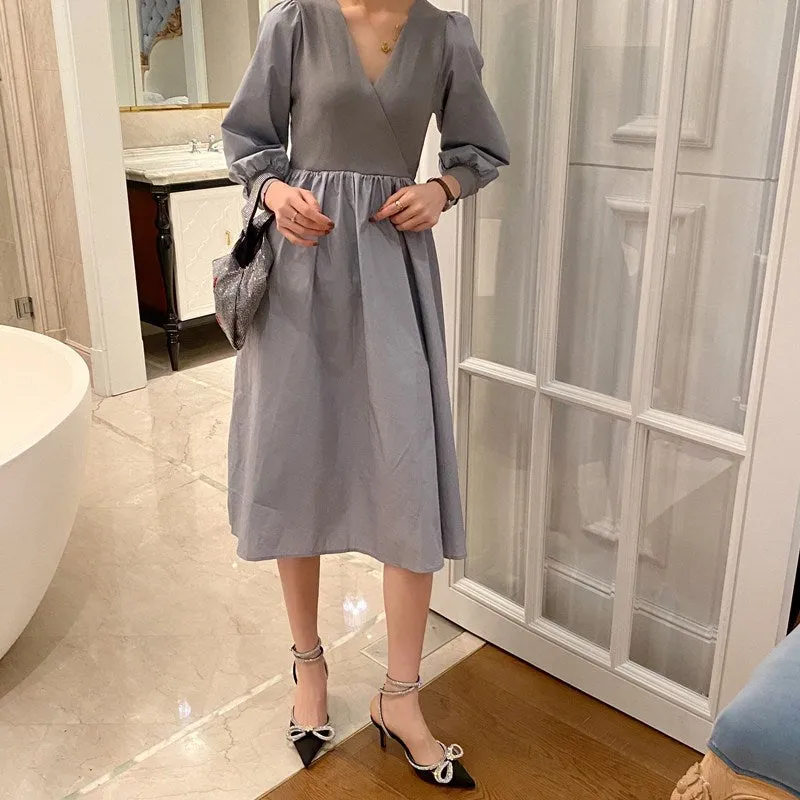Butterfly-Knot Pointed Toe Pumps