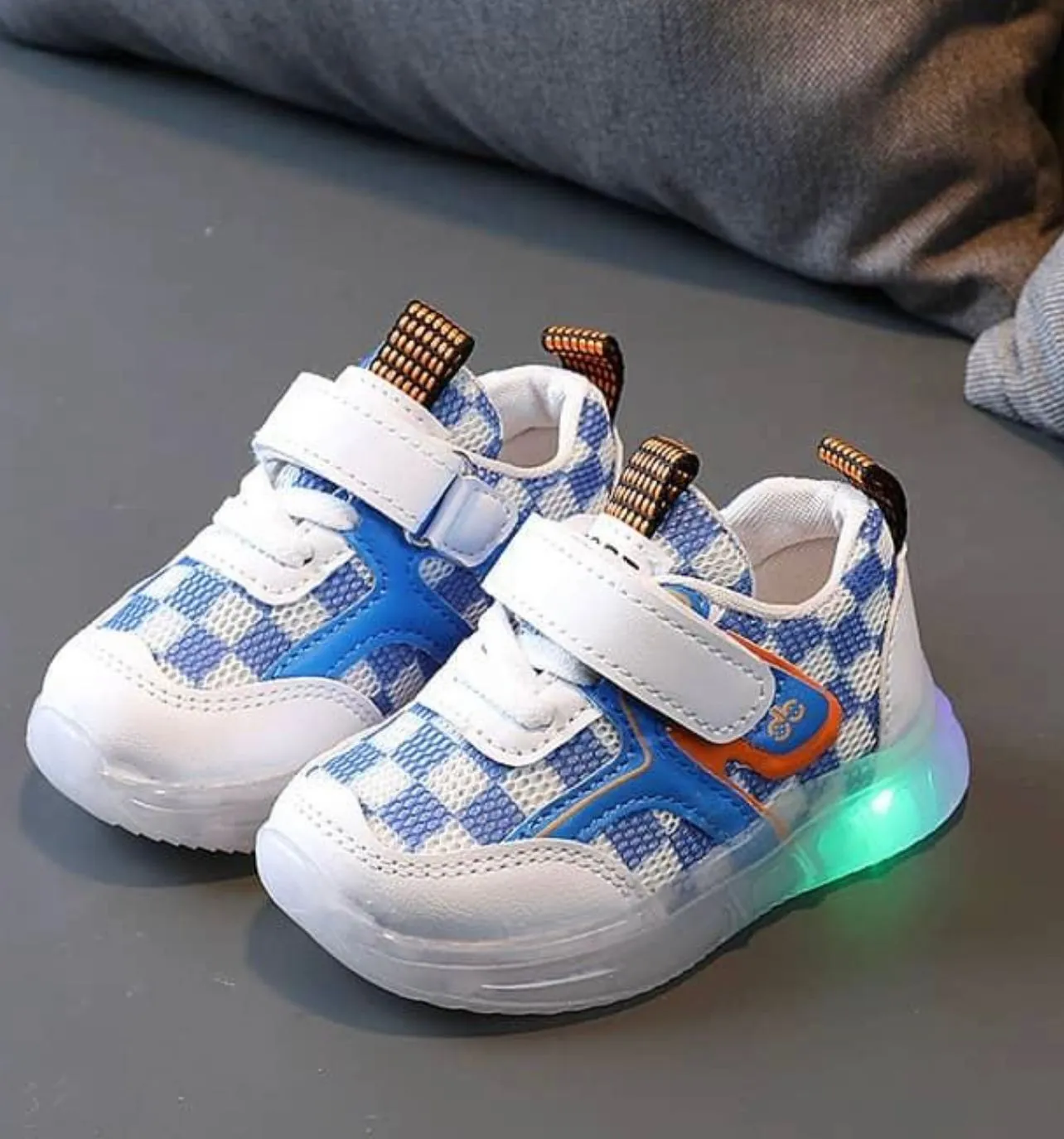Children Casual Shoes LED Lighted - S7