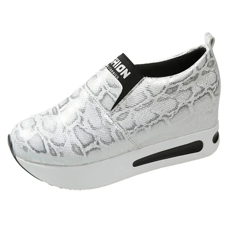 Silver PU Leather Platform Sneakers Women Casual Non-Slip Thick Sole Sports Shoes Woman Plus Size Slip-On Loafers Zapatos Mujer